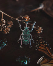 Charger l&#39;image dans la galerie, Broche Tiny Insects
