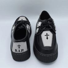 Charger l&#39;image dans la galerie, Chaussures Creepers Krypt Coffin (I24)
