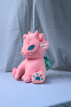 Load image into Gallery viewer, Peluche Pickety Pals Lucipurr [ROSE]
