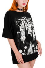 Load image into Gallery viewer, T-shirt Moonlight Witches
