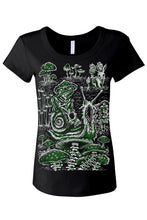 Load image into Gallery viewer, T-Shirt Dark Cottagecore
