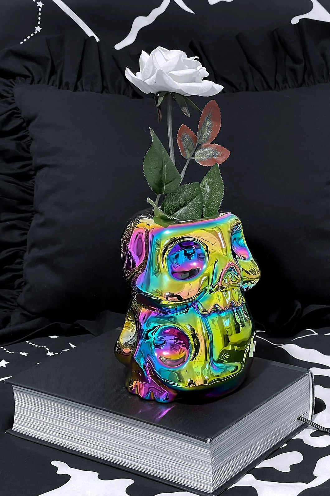 Vase Rainbow Skulls
